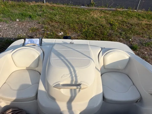 Slide: The Image of Sea Ray 175BR 2006 - 2