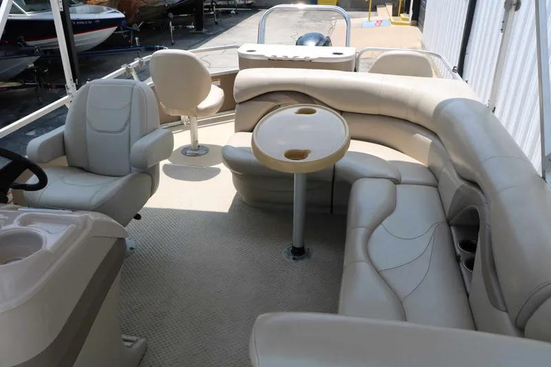 Slide: The Image of Starcraft Stardeck 226 CRUISE N FISH 2011 - 17