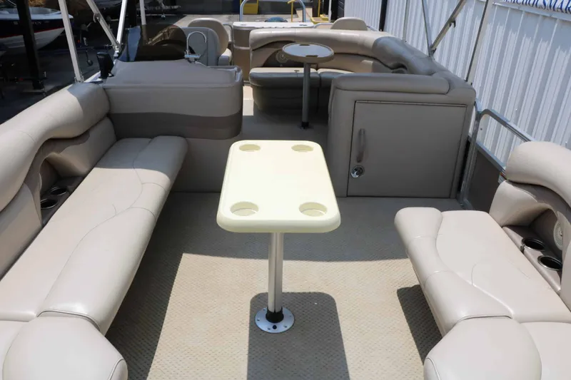 Slide: The Image of Starcraft Stardeck 226 CRUISE N FISH 2011 - 14
