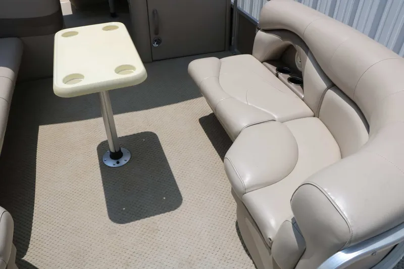 Slide: The Image of Starcraft Stardeck 226 CRUISE N FISH 2011 - 16
