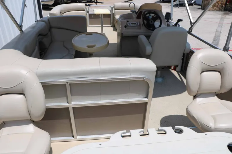 Slide: The Image of Starcraft Stardeck 226 CRUISE N FISH 2011 - 19