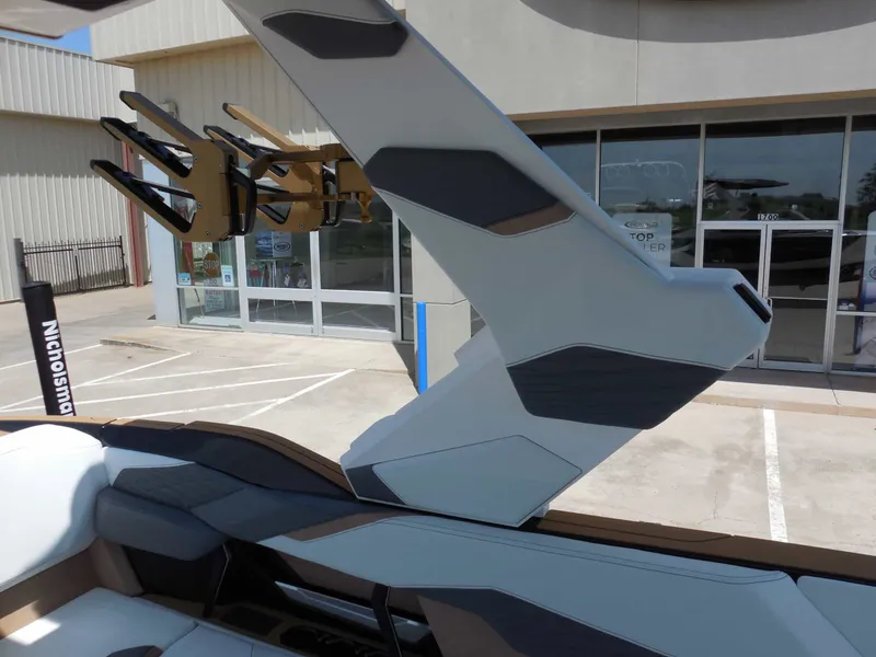 Slide: The Image of MasterCraft X24 2026 - 23