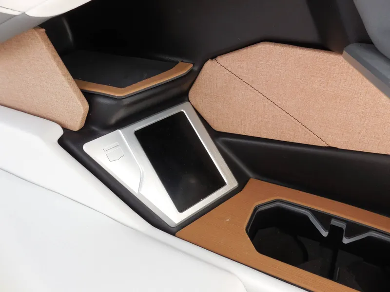 Slide: The Image of MasterCraft X24 2026 - 20