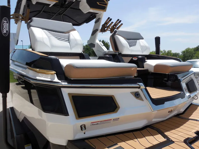 Slide: The Image of MasterCraft X24 2026 - 13