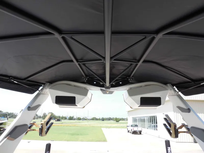 Slide: The Image of MasterCraft X24 2026 - 31