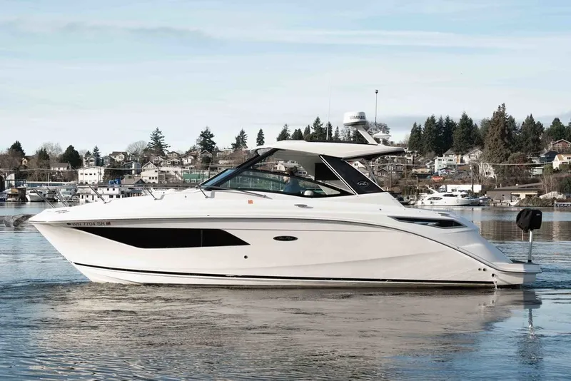 Slide: The Image of Sea Ray Sundancer 320 2019 - 6