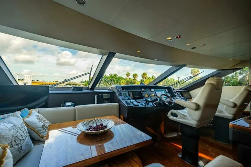 Slide: The Image of Princess 95 M/Y 2010 - 102