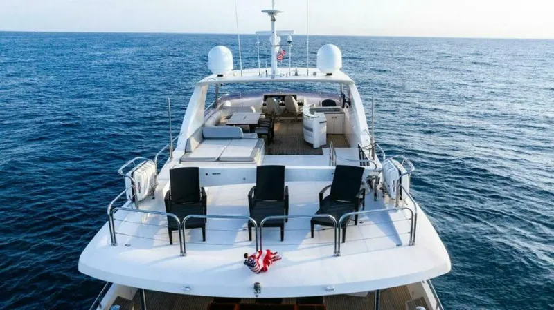 Slide: The Image of Princess 95 M/Y 2010 - 19
