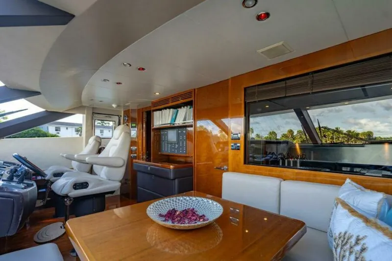 Slide: The Image of Princess 95 M/Y 2010 - 94