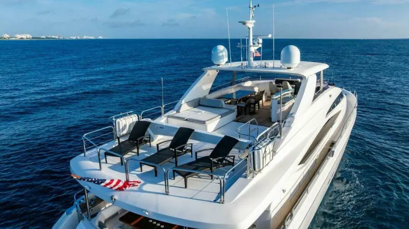 Slide: The Image of Princess 95 M/Y 2010 - 24