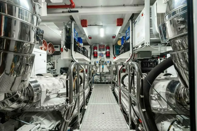 Slide: The Image of Princess 95 M/Y 2010 - 129