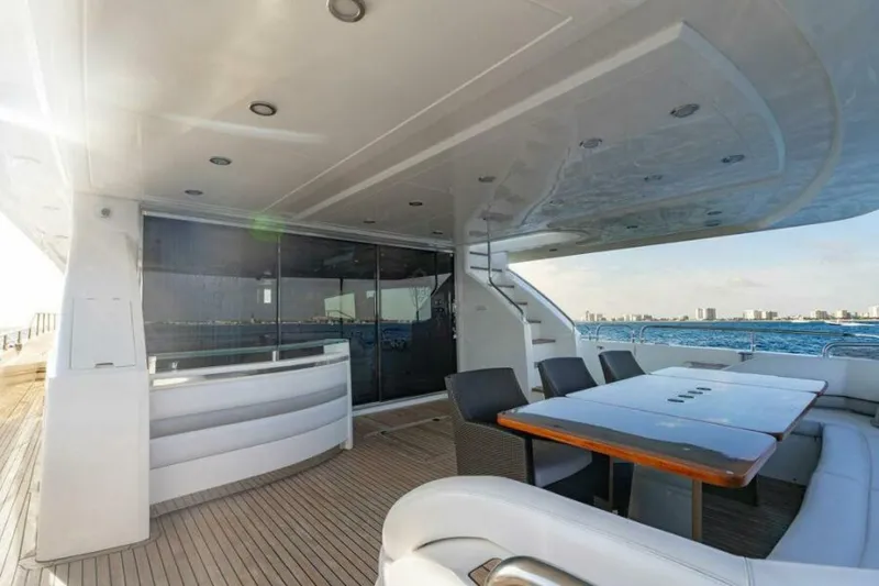Slide: The Image of Princess 95 M/Y 2010 - 31