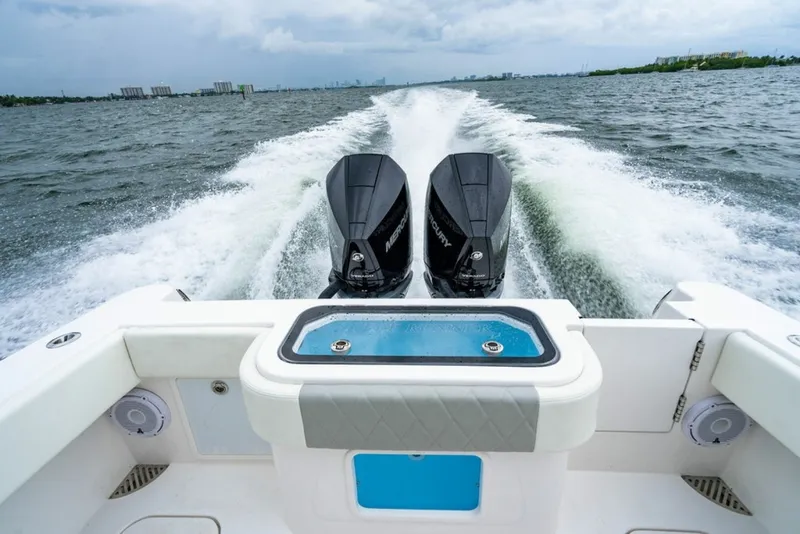 Slide: The Image of Reef Runner 280 2027 - 95