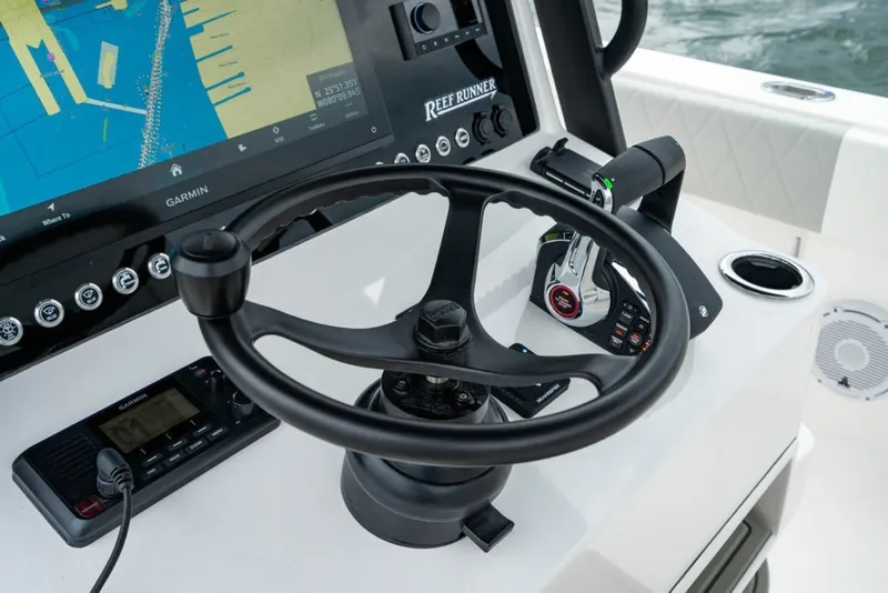 Slide: The Image of Reef Runner 280 2027 - 58