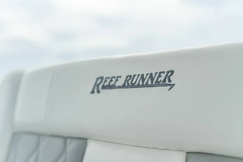 Slide: The Image of Reef Runner 280 2027 - 93