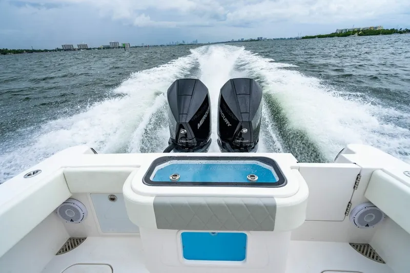 Slide: The Image of Reef Runner 280 2027 - 94