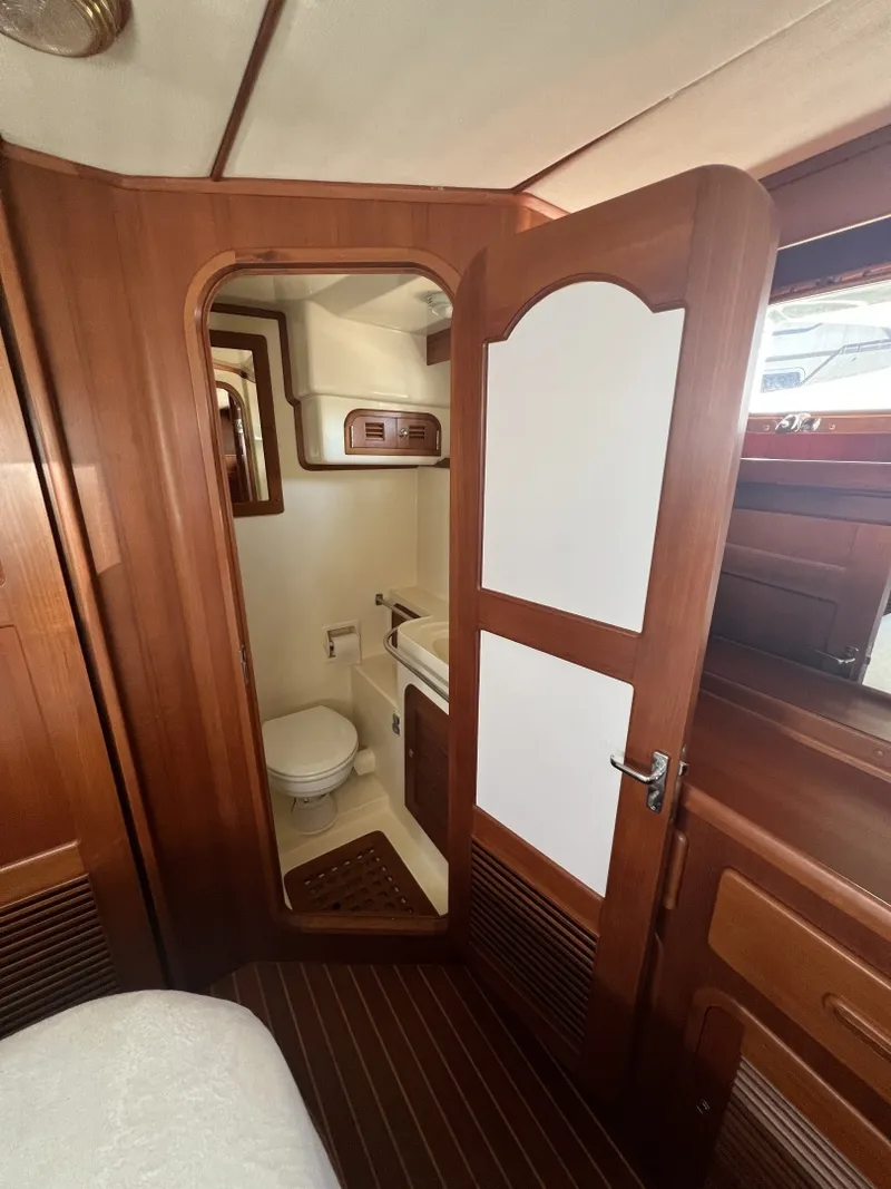 Slide: The Image of Heritage East 36 Sundeck Trawler 2007 - 14