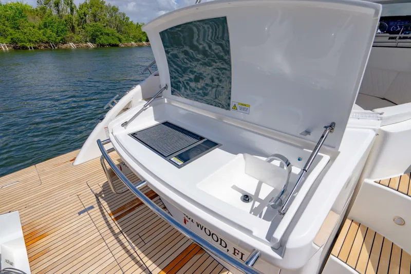 Slide: The Image of Schaefer 400 Sport 2022 - 28