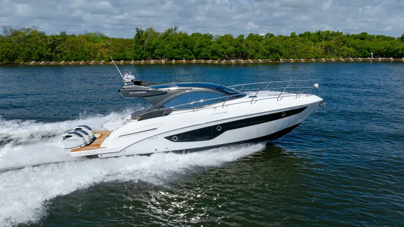 Slide: The Image of Schaefer 400 Sport 2022 - 16