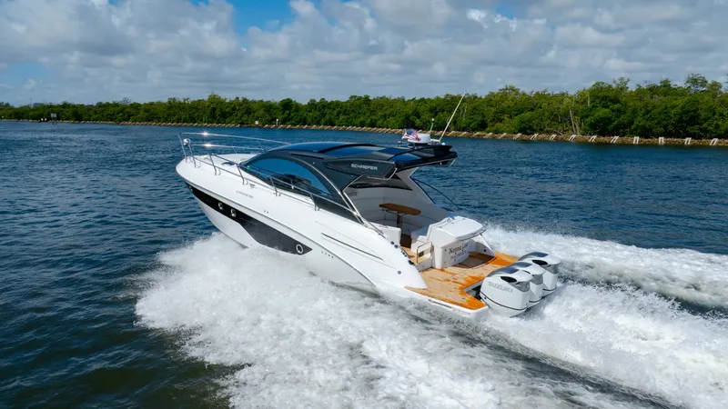 Slide: The Image of Schaefer 400 Sport 2022 - 13