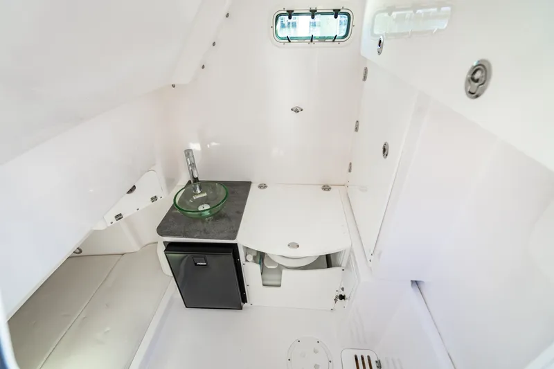Slide: The Image of Everglades 355 Center Console 2019 - 15