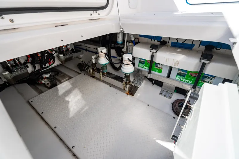 Slide: The Image of Everglades 355 Center Console 2019 - 66