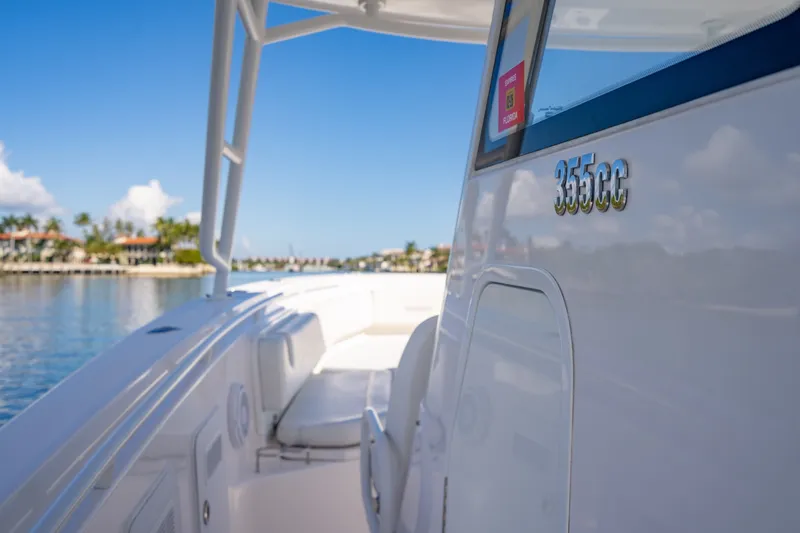 Slide: The Image of Everglades 355 Center Console 2019 - 62