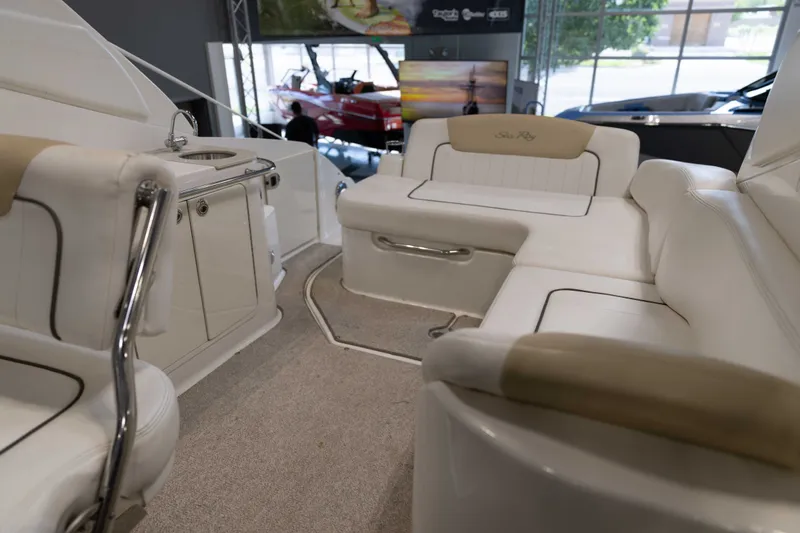 Slide: The Image of Sea Ray Ray 270 Sundancer 2009 - 38