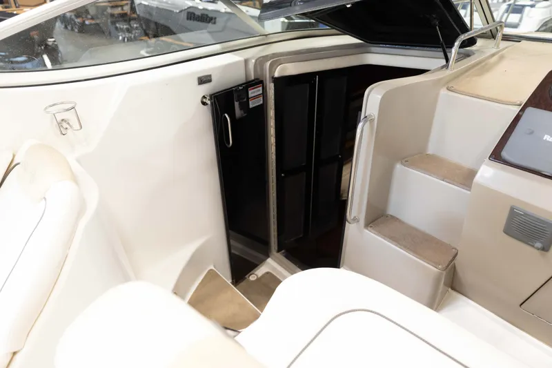 Slide: The Image of Sea Ray Ray 270 Sundancer 2009 - 24