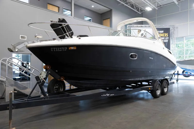 Slide: The Image of Sea Ray Ray 270 Sundancer 2009 - 1
