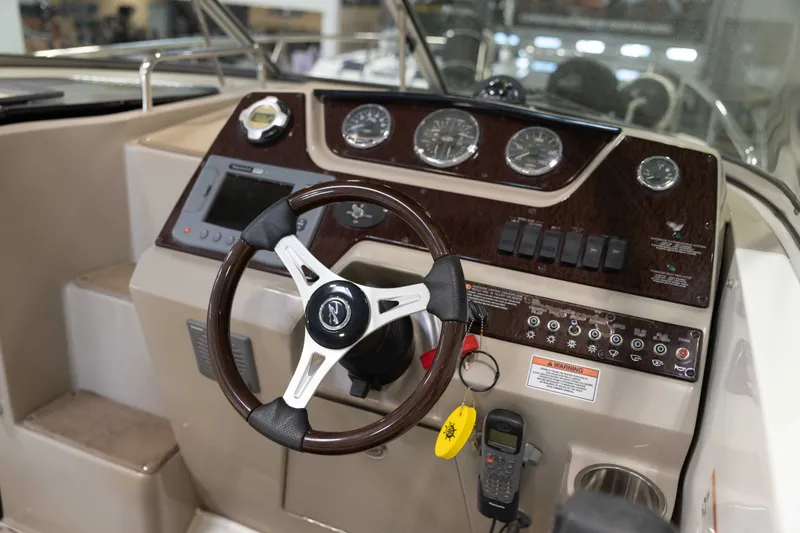 Slide: The Image of Sea Ray Ray 270 Sundancer 2009 - 15