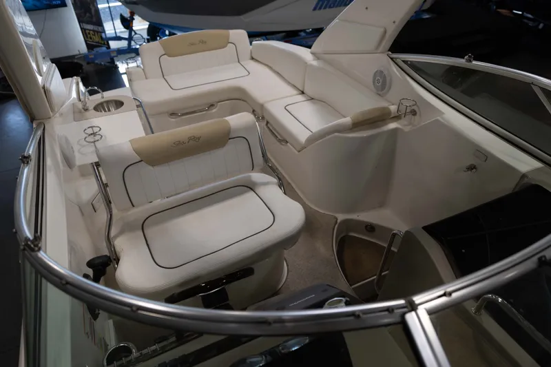 Slide: The Image of Sea Ray Ray 270 Sundancer 2009 - 19