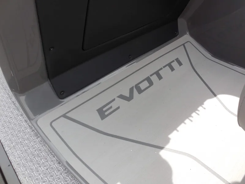 Slide: The Image of EVOTTI 523QL 2026 - 25