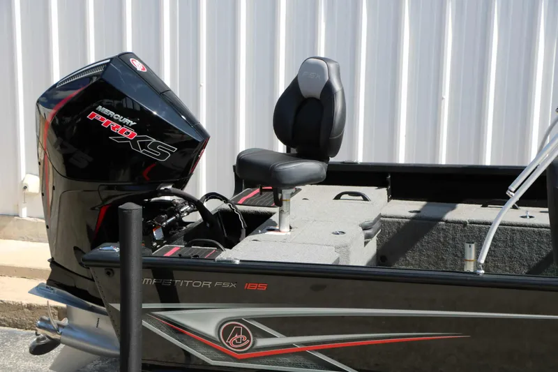 Slide: The Image of Alumacraft Competitor Fsx 185 Sport 2023 - 13