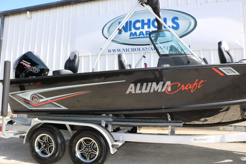 Slide: The Image of Alumacraft Competitor Fsx 185 Sport 2023 - 14