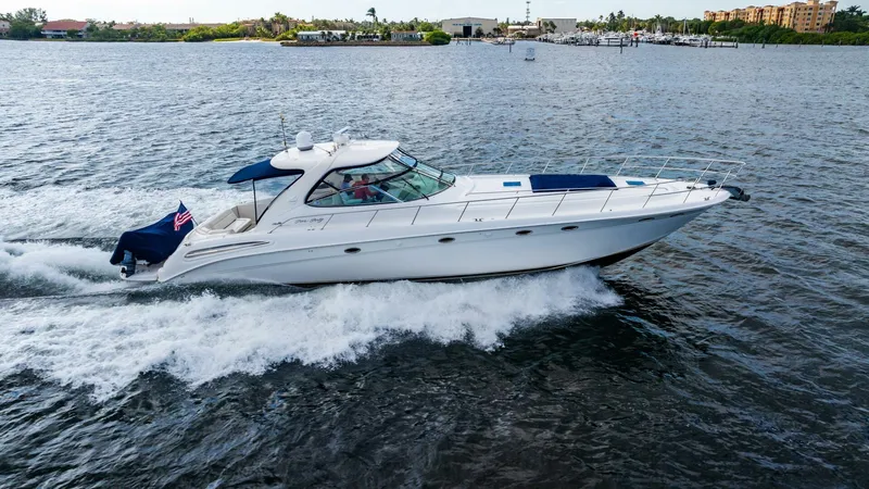 Slide: The Image of Sea Ray 540 Sundancer 2001 - 58