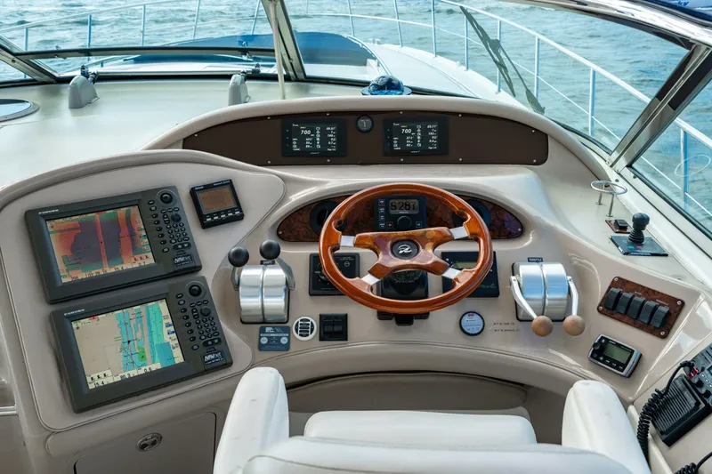 Slide: The Image of Sea Ray 540 Sundancer 2001 - 17