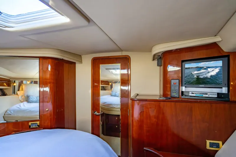 Slide: The Image of Sea Ray 540 Sundancer 2001 - 46