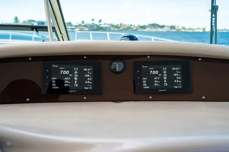 Slide: The Image of Sea Ray 540 Sundancer 2001 - 13