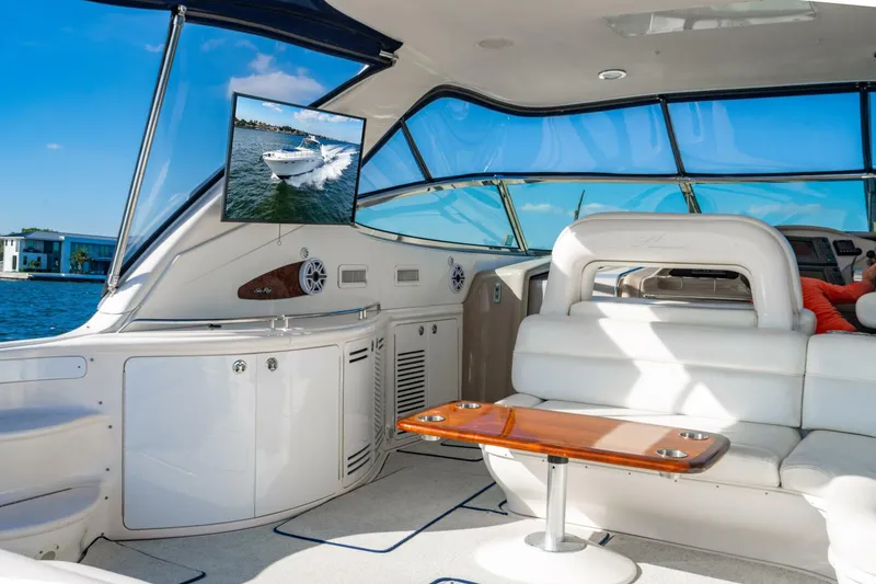 Slide: The Image of Sea Ray 540 Sundancer 2001 - 22