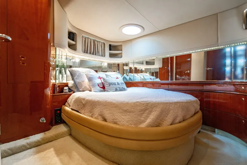 Slide: The Image of Sea Ray 540 Sundancer 2001 - 49