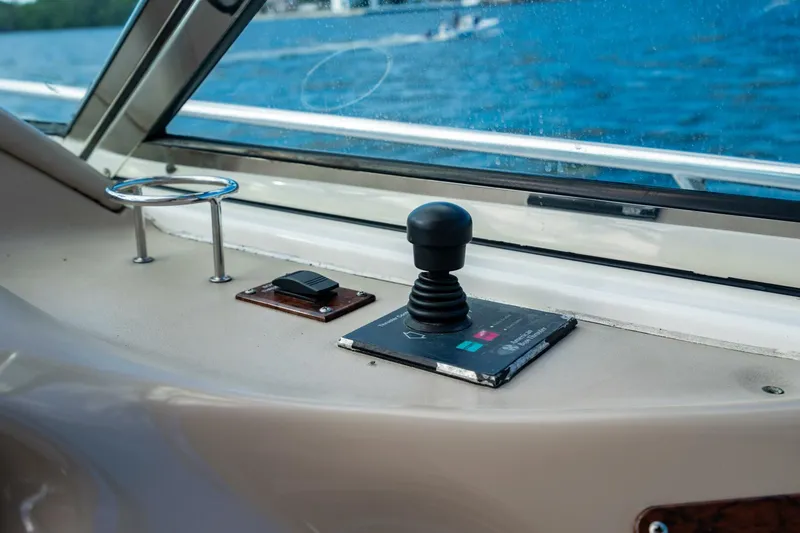Slide: The Image of Sea Ray 540 Sundancer 2001 - 19