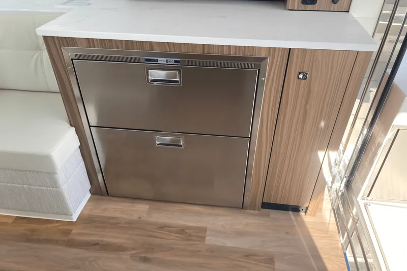 Slide: The Image of Cruisers Yachts 46 Cantius 2025 - 19