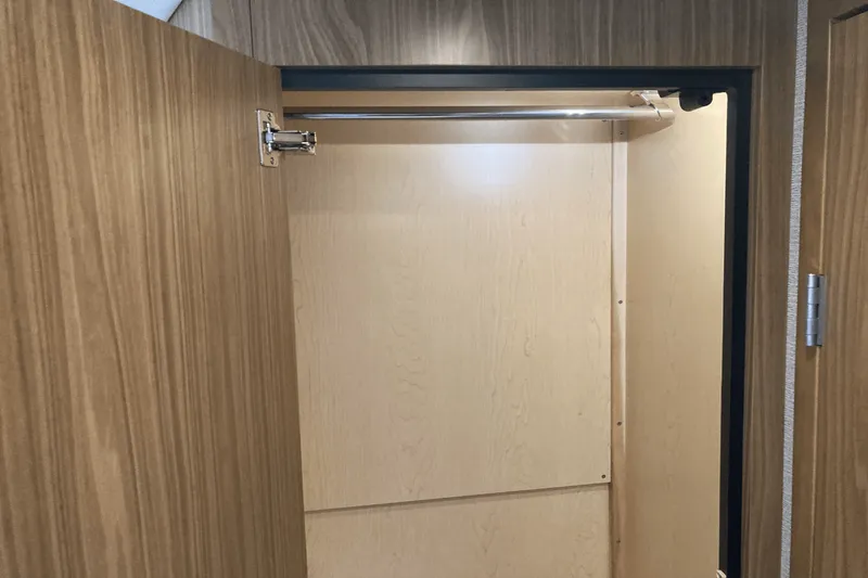 Slide: The Image of Cruisers Yachts 46 Cantius 2025 - 39