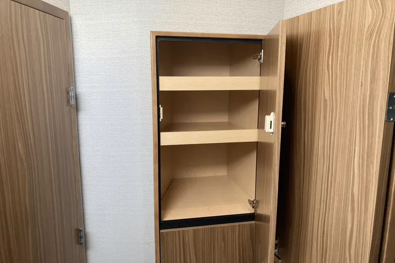 Slide: The Image of Cruisers Yachts 46 Cantius 2025 - 43