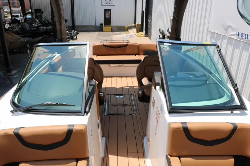 Slide: The Image of Chaparral 30 Surf 2026 - 58