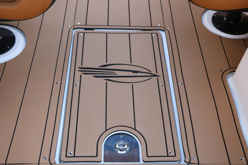 Slide: The Image of Chaparral 30 Surf 2026 - 31