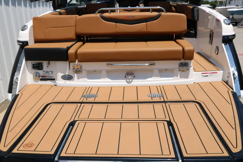 Slide: The Image of Chaparral 30 Surf 2026 - 20