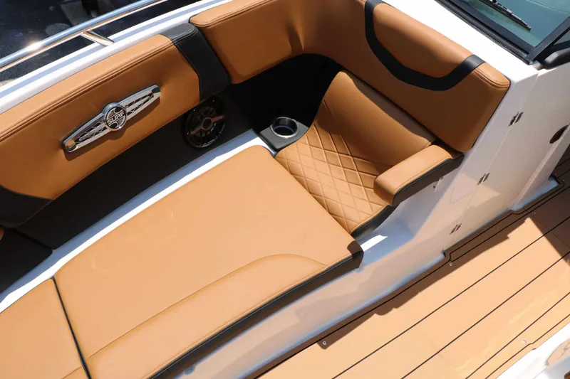 Slide: The Image of Chaparral 30 Surf 2026 - 56