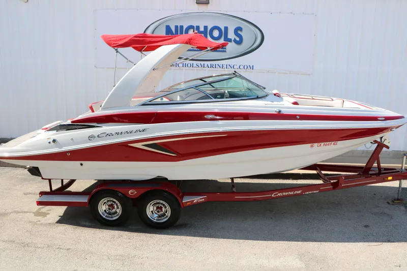 Slide: The Image of Crownline Boats E255 2022 - 12